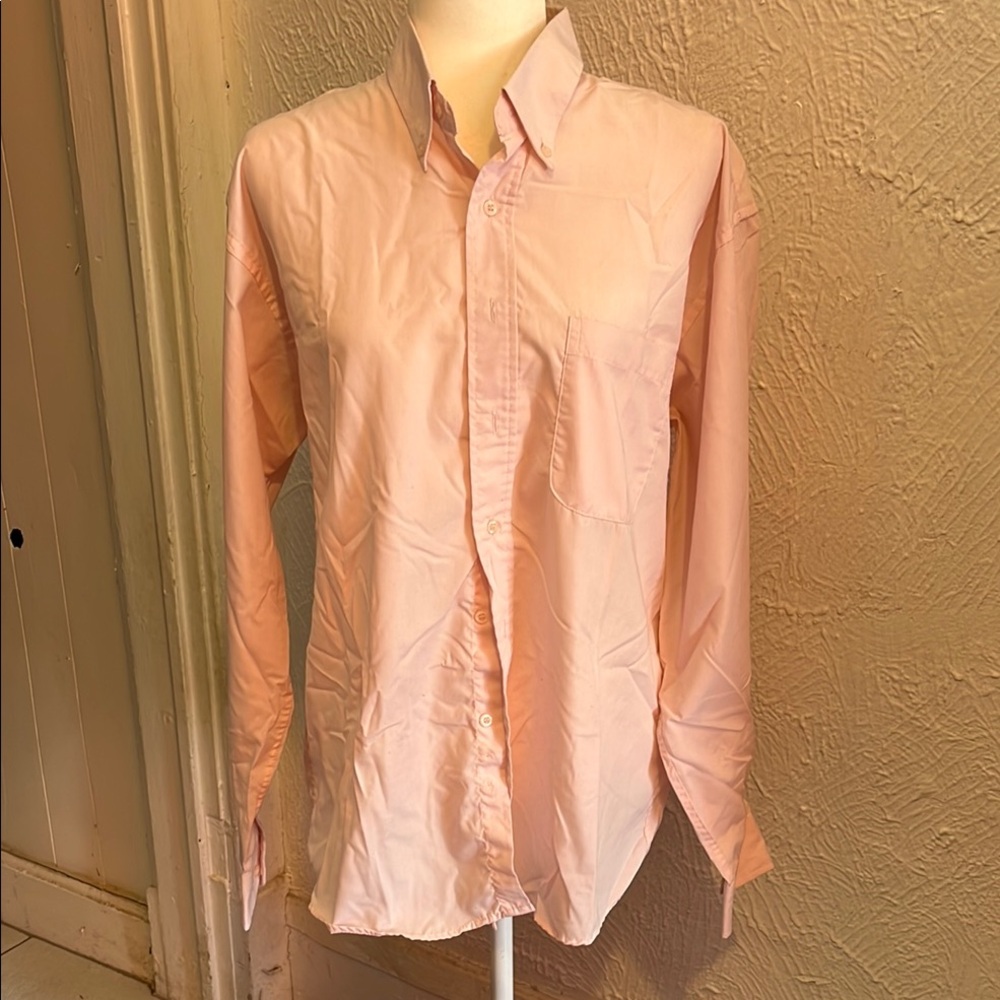 Casual Pink Button Down Shirt with Relaxed Fit